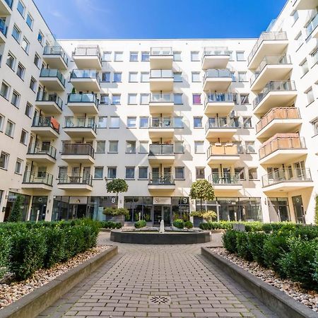 Sleepway Apartments - Garbary 95-75D Познан Екстериор снимка