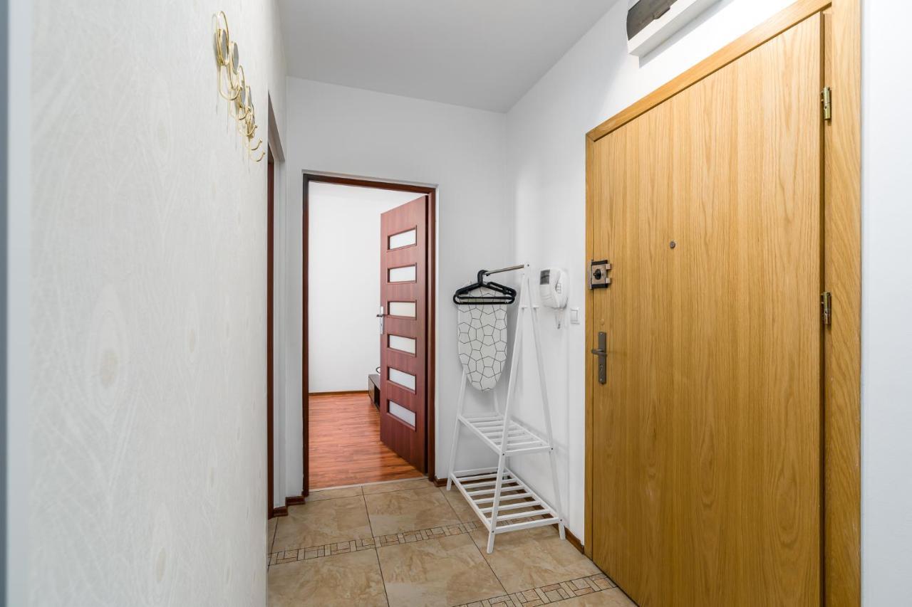 Sleepway Apartments - Garbary 95-75D Познан Екстериор снимка