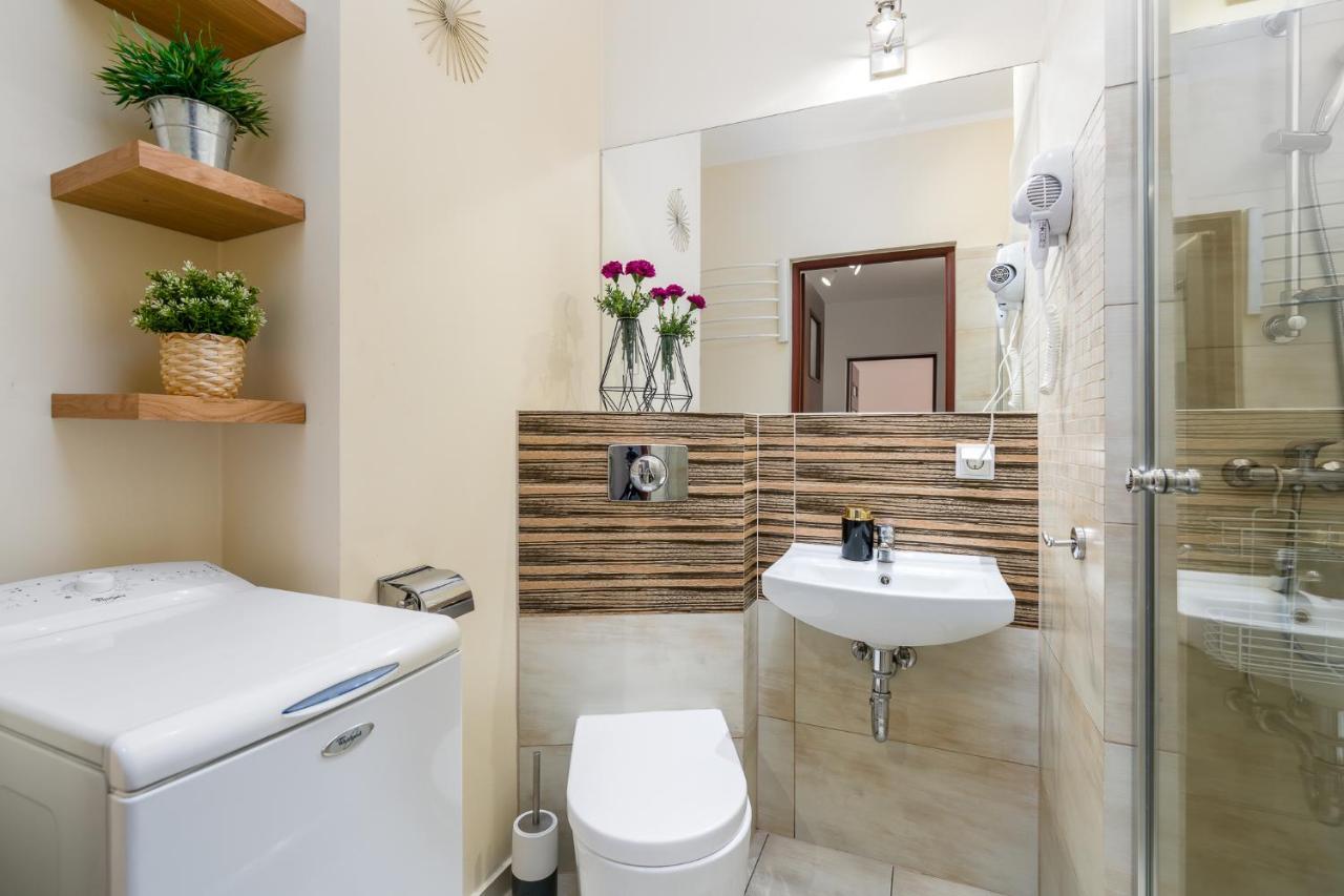Sleepway Apartments - Garbary 95-75D Познан Екстериор снимка